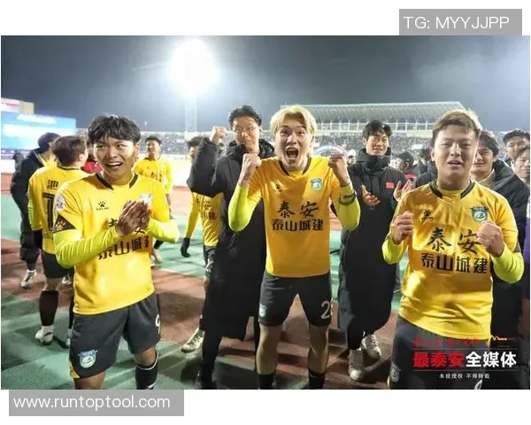 扑克高手的策略思维（牌桌高手的战略思维）